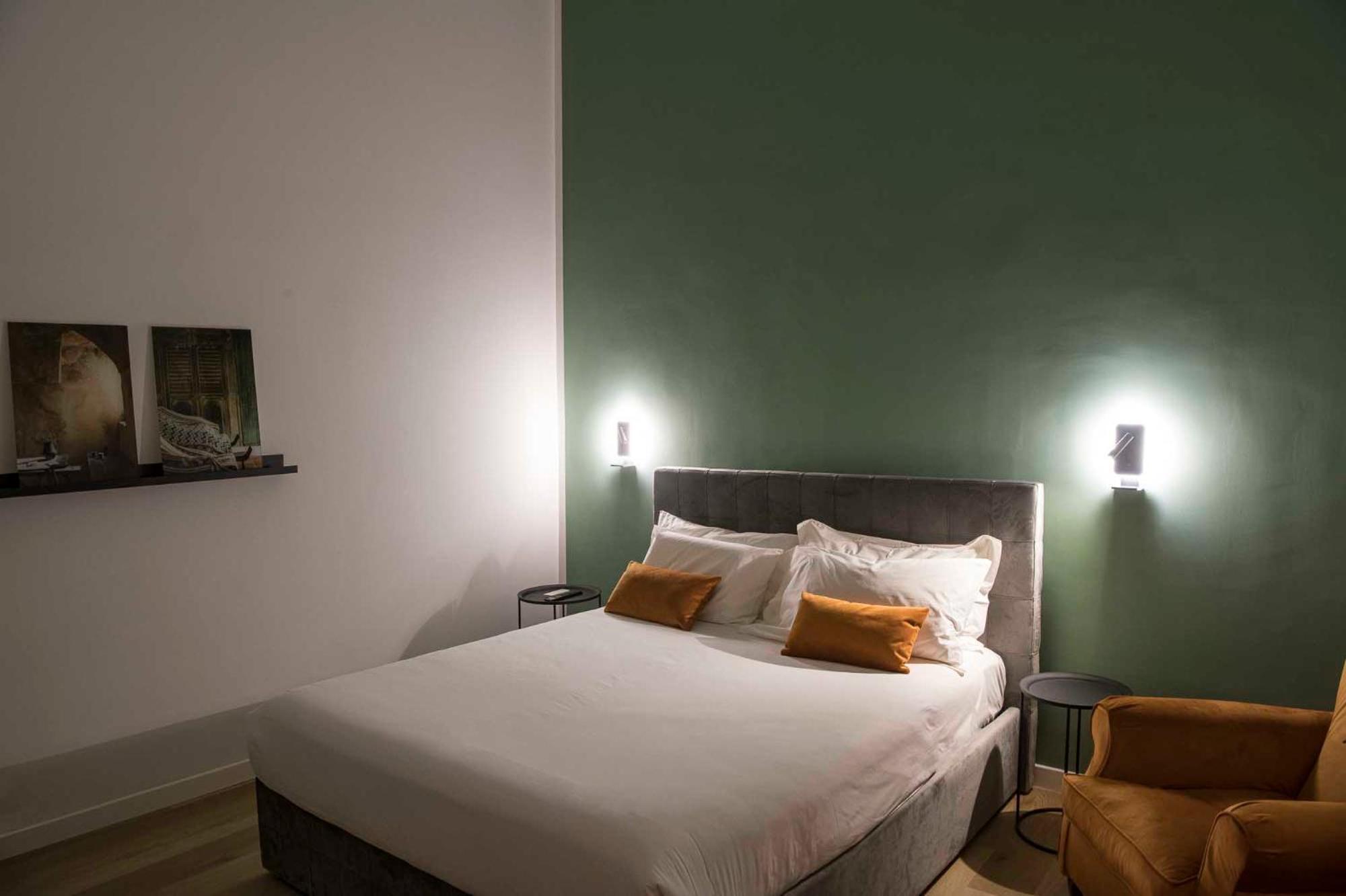 La Casa Di Nelly Boutique Apartment Napoli Bagian luar foto