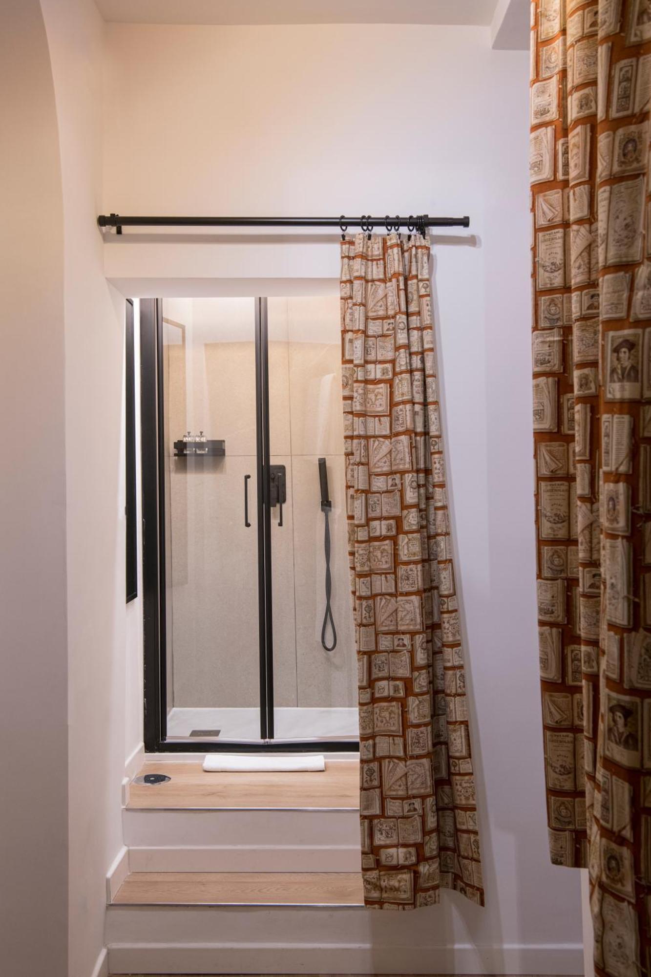 La Casa Di Nelly Boutique Apartment Napoli Bagian luar foto